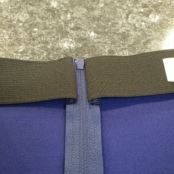 Blue skirt - Picture 3 of 3